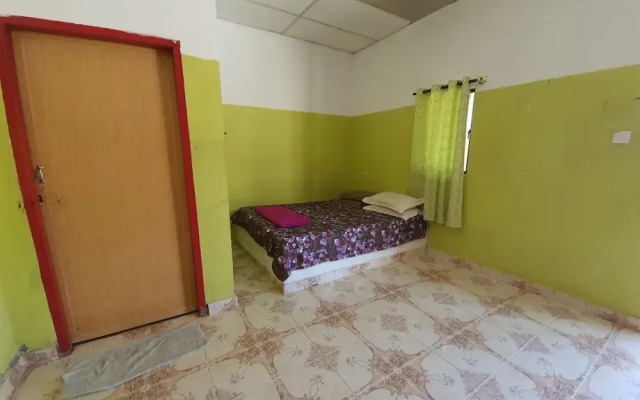 OYO 90302 Dimuara Chalet Tok Bali