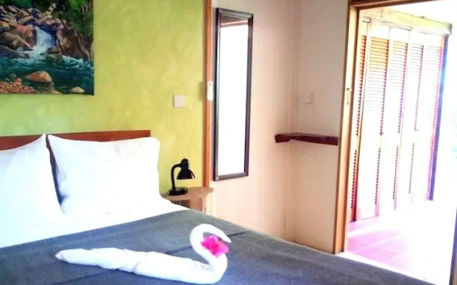 Serenity Lodges Dominica