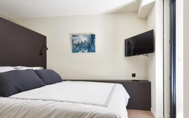 3P Between Croisette Beaches And Antibes Street - Apartment in Cannes - Photo 3