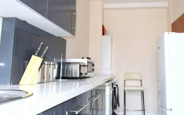 Remarkable 3-bed Apartment in Newport Pagnell