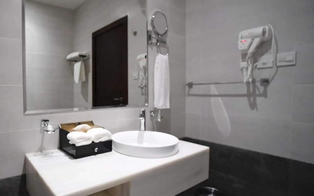 Celine Home Al Malqa