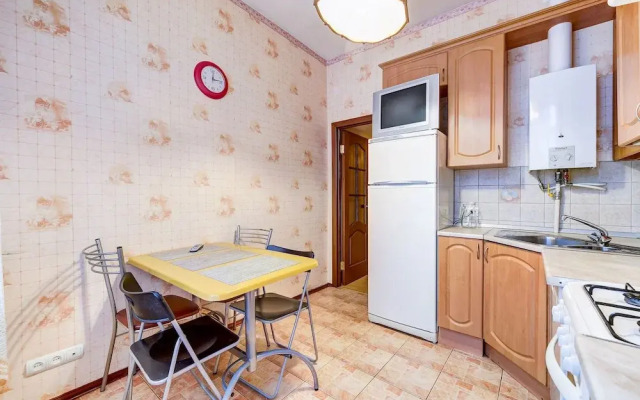 AG Apartment Aviatsionnaya 13