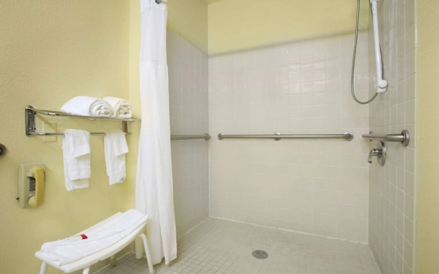 Super 8 Lynchburg Va