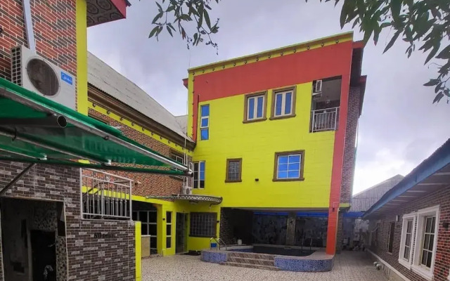 Royal Moon Hotel & Suites