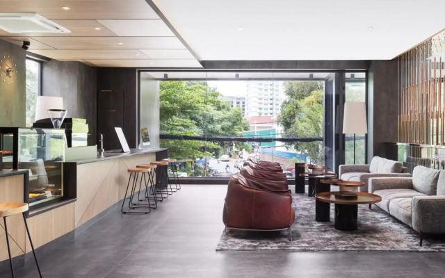 One Residence Hotel & Apartment