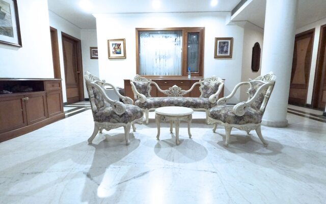 Oyo 1100 Hotel Kwality Regency