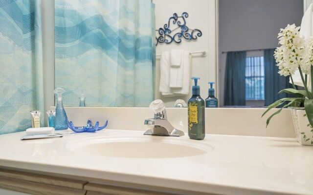 Home on the Golf Range - Holiday Hills Branson - Golf Resort - Outdoor Pools