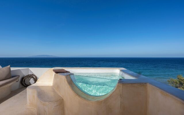 Michelangelo Beach Villa