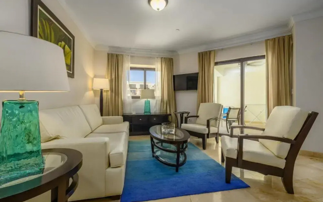 One Bedroom Condo w Amazing Views Luxurycomplex
