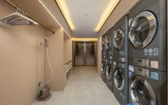 Wanhao Hotel (Wenjiang University Town Wansheng Subway Station Branch)