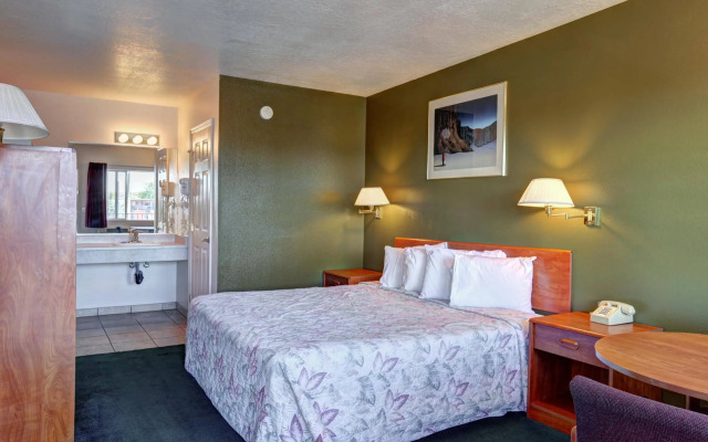 Rodeway Inn