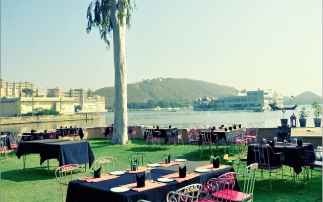 Raasleela Luxury Camp