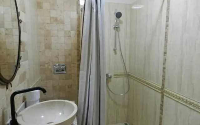 Lyric Luxury Apartment