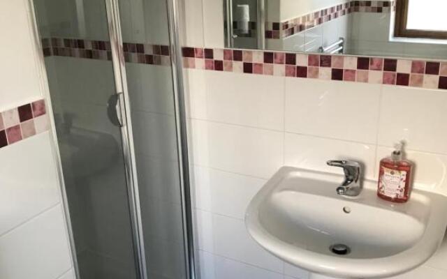 Blacklaines Annexe Birdlip - Pet Friendly!