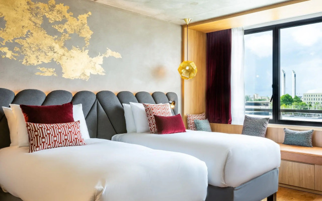 Renaissance Bordeaux Hotel