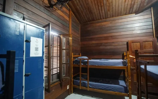 Hostel Carcará