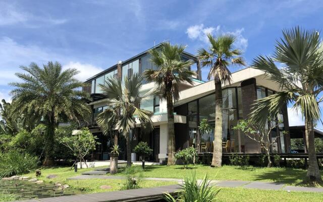 Aqua Star Villa
