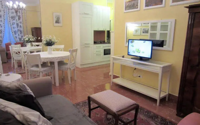 Temporary House - Via Della Moscova