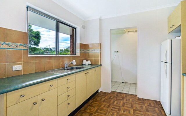 Parkview, Unit 6/11 Catalina Close