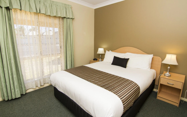 Green Gables Motel