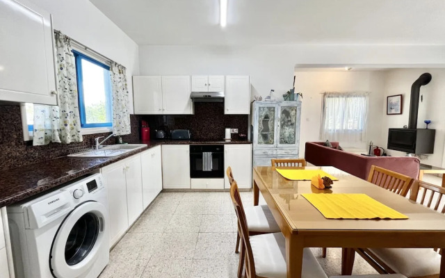 155 PRV - Stay Pervolia Maisonette