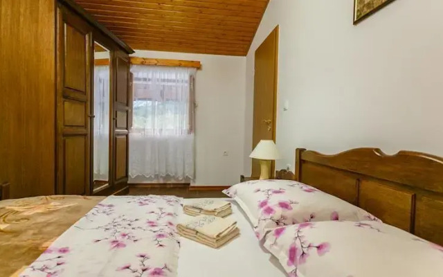Villa Castra