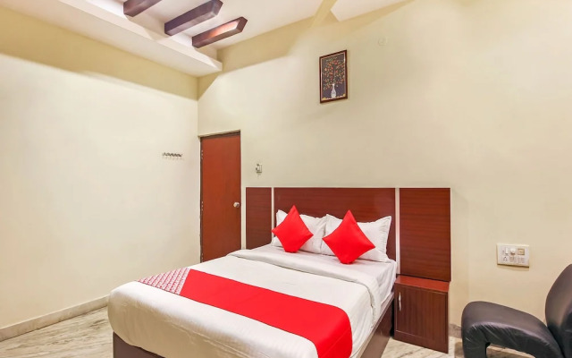 Hotel Pearl City by OYO Rooms