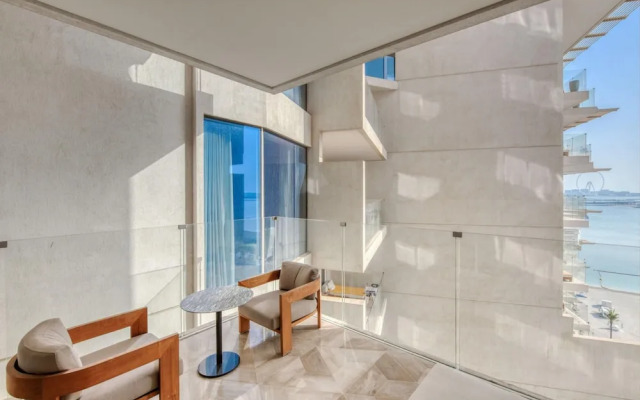 Serene Seaview 1 Bedroom In Five