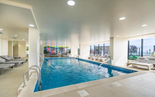 Crystal 26 Apartment - Spa Pool Beach Resort