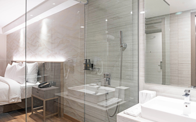 Platinum Hotel Tunjungan Surabaya
