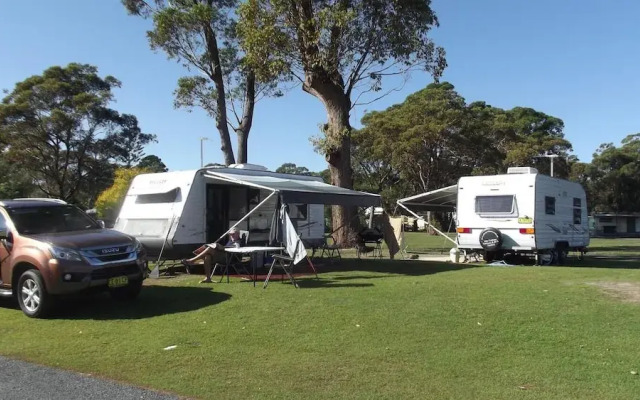 Lake Conjola Waterfront Holiday Park