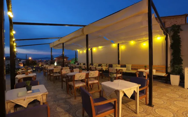 Ajlan Hotel Cunda