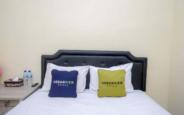 Urbanview Hotel Sindu Kusuma Edupark