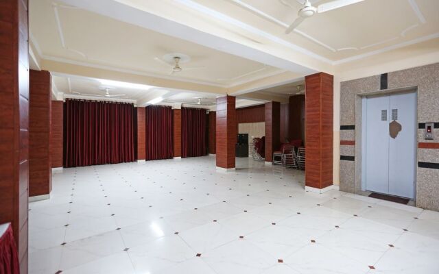 Oyo 3457 Hotel Sky Heights