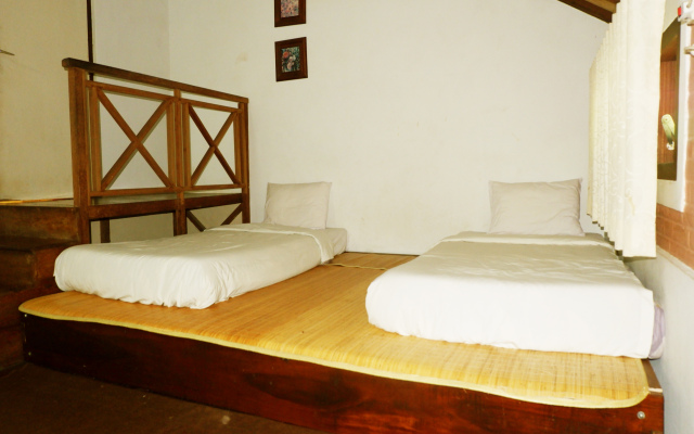 OYO 604 Cemara's Homestay