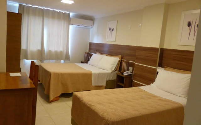 Hotel Serra Everest