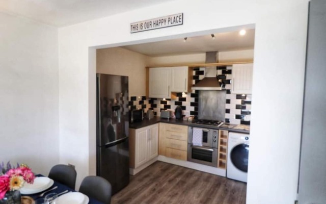 Blue Apartment in Peterborough