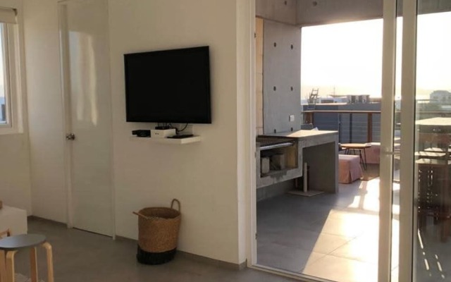 Perfect 5BR Villa With Private Terrace in Paracas