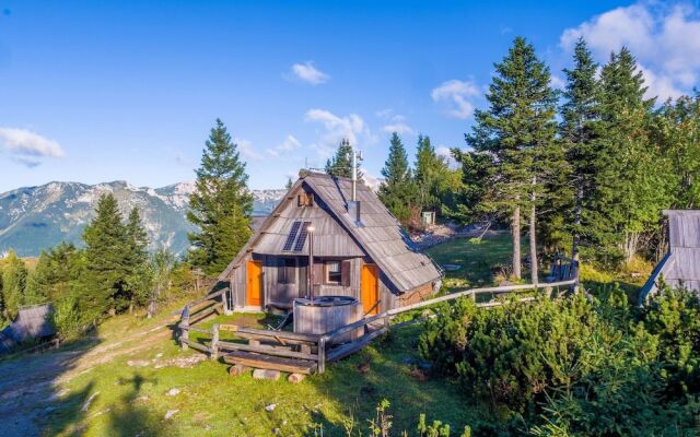 "stunning Views - Chalet Encijan - Velika Planina"