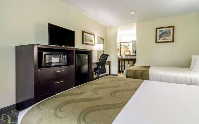 Quality Inn & Suites Creedmor - Butner
