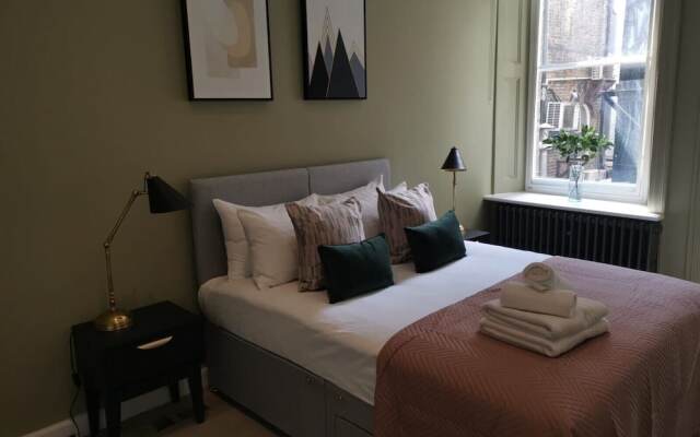 Gerrard Place by Q Apartments