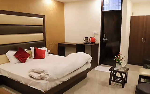 Hotel Mona Regency