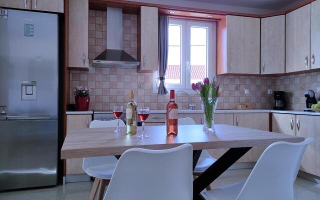 Blue Lagoon Luxury Apartment A3