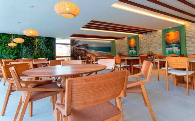 Flats Mana Beach Experience - Muro alto