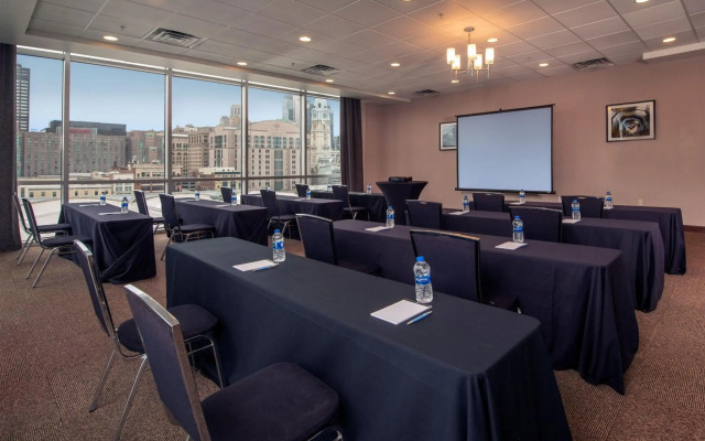 Four Points by Sheraton Philadelphia City Center