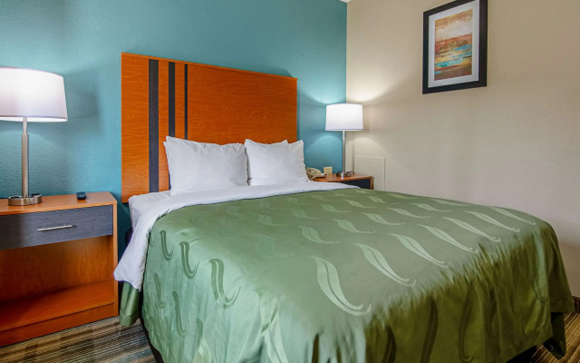 Quality Inn & Suites I-81 Exit 7