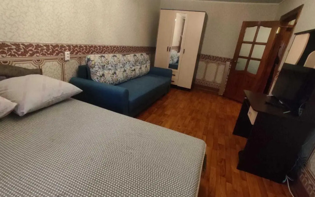 Апартаменты на Суворова, 98