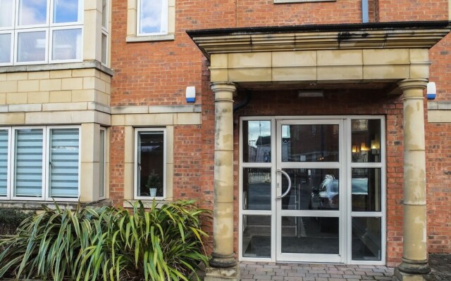 The Cambrian Apartment - Wrexham