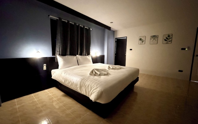 Chapter 26 Guesthouse
