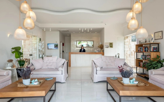 Airis Boutique & Suites